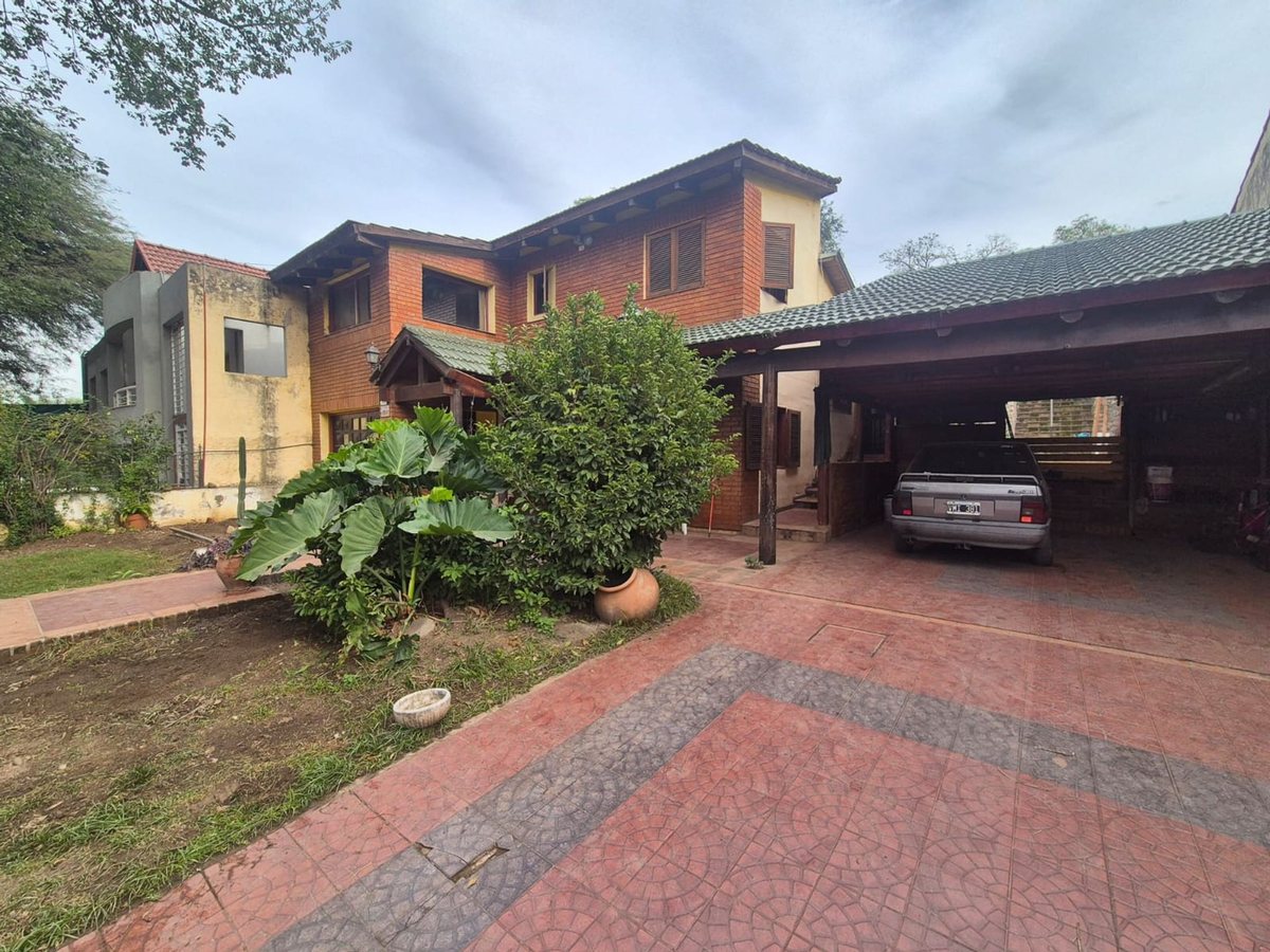 Vista principal de Casa en Barrio Villa Belgrano