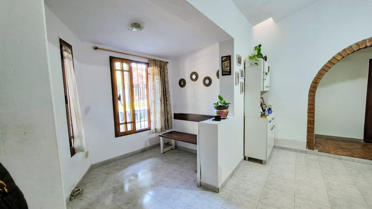 Miniatura 4 — Venta Casa Calle Pública 100 Tirana 100