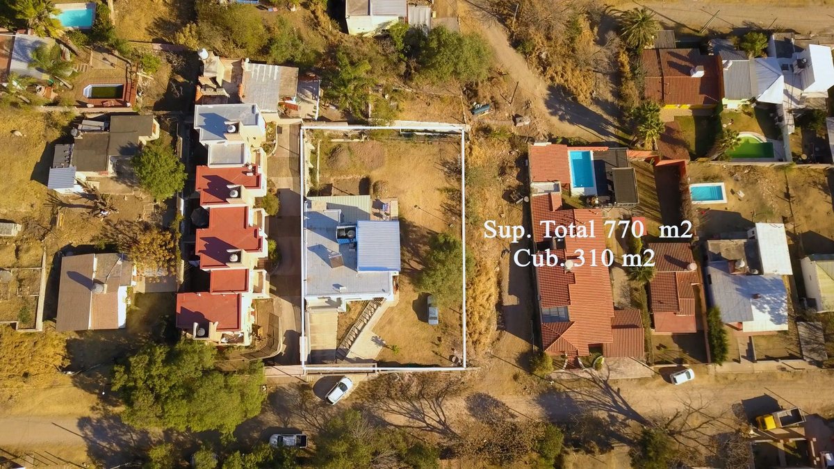 Miniatura 4 — Venta Casa con Pileta y Quincho Calle Vicente López y Planes 100 Rio Ceballos