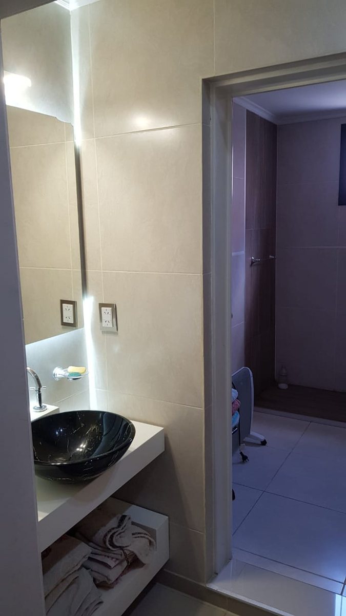 Miniatura 20 — Venta Casa con Pileta y Quincho Calle Vicente López y Planes 100 Rio Ceballos