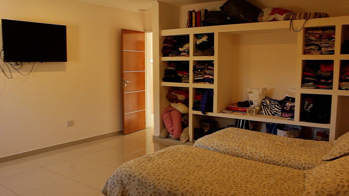 Miniatura 28 — Venta Casa con Pileta y Quincho Calle Vicente López y Planes 100 Rio Ceballos