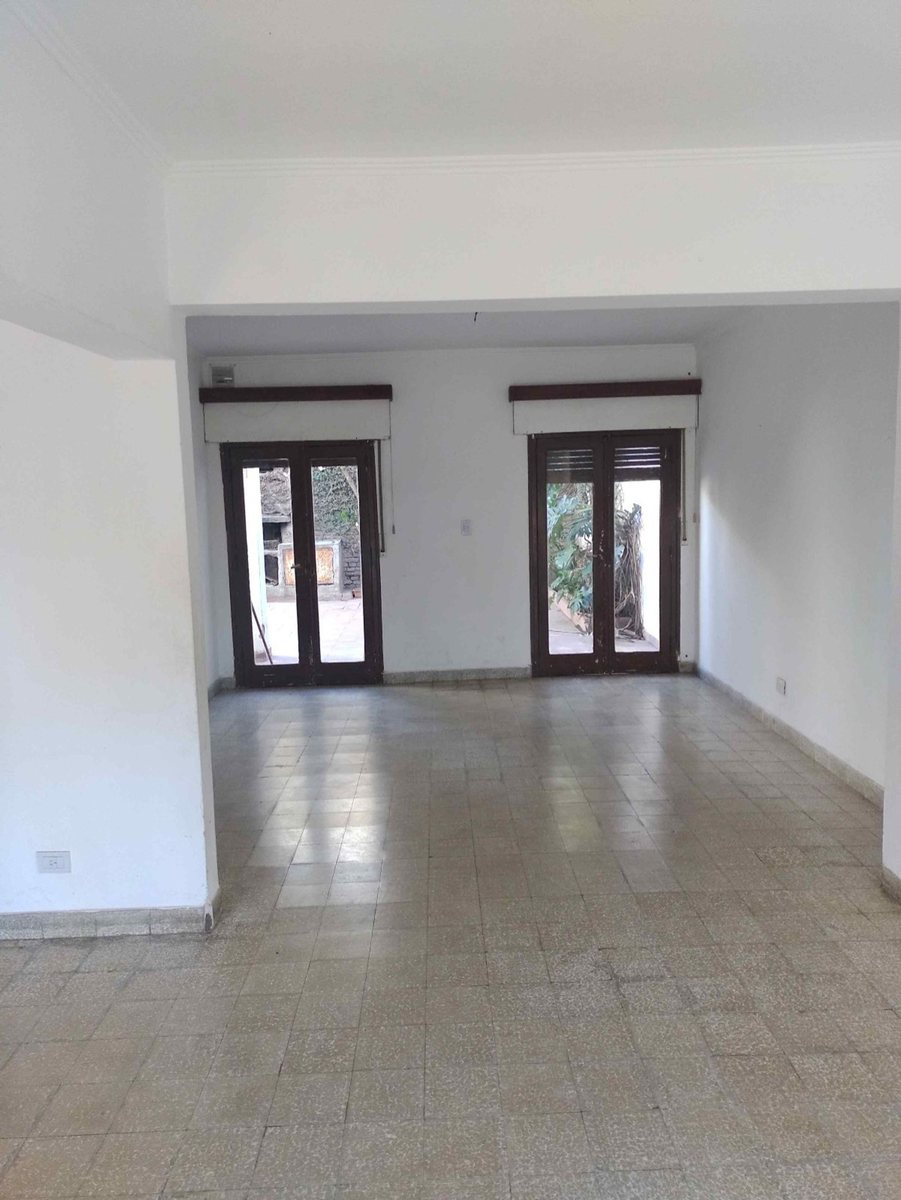Miniatura 5 — Venta Casa Calle Pública 100 Esposos Curie 1500