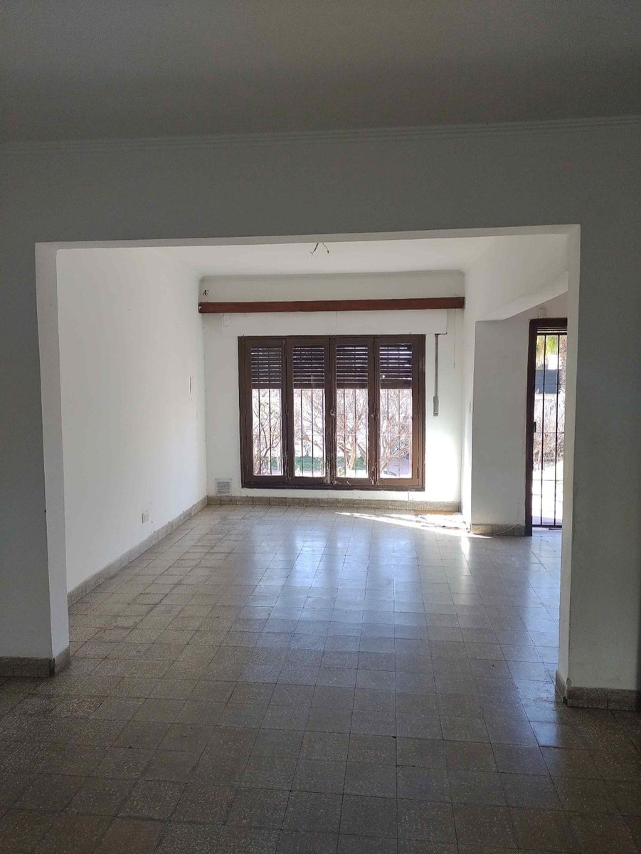 Miniatura 4 — Venta Casa Calle Pública 100 Esposos Curie 1500