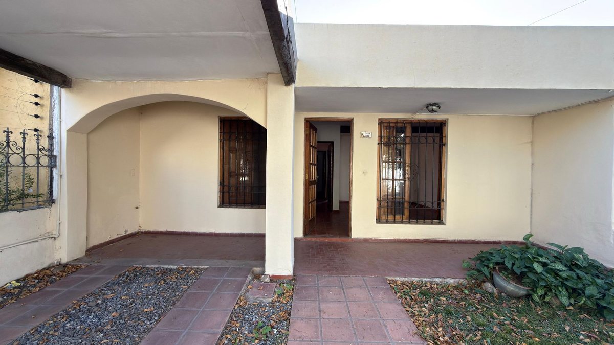 Miniatura 2 — Venta Casa Calle Pública 100 Italia 3100