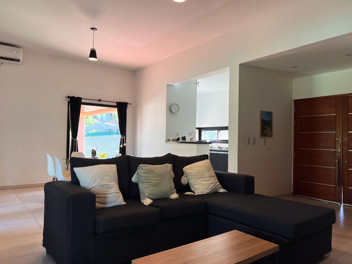 Miniatura 4 — Venta Casa Calle Pública 100 Los Naranjos 0