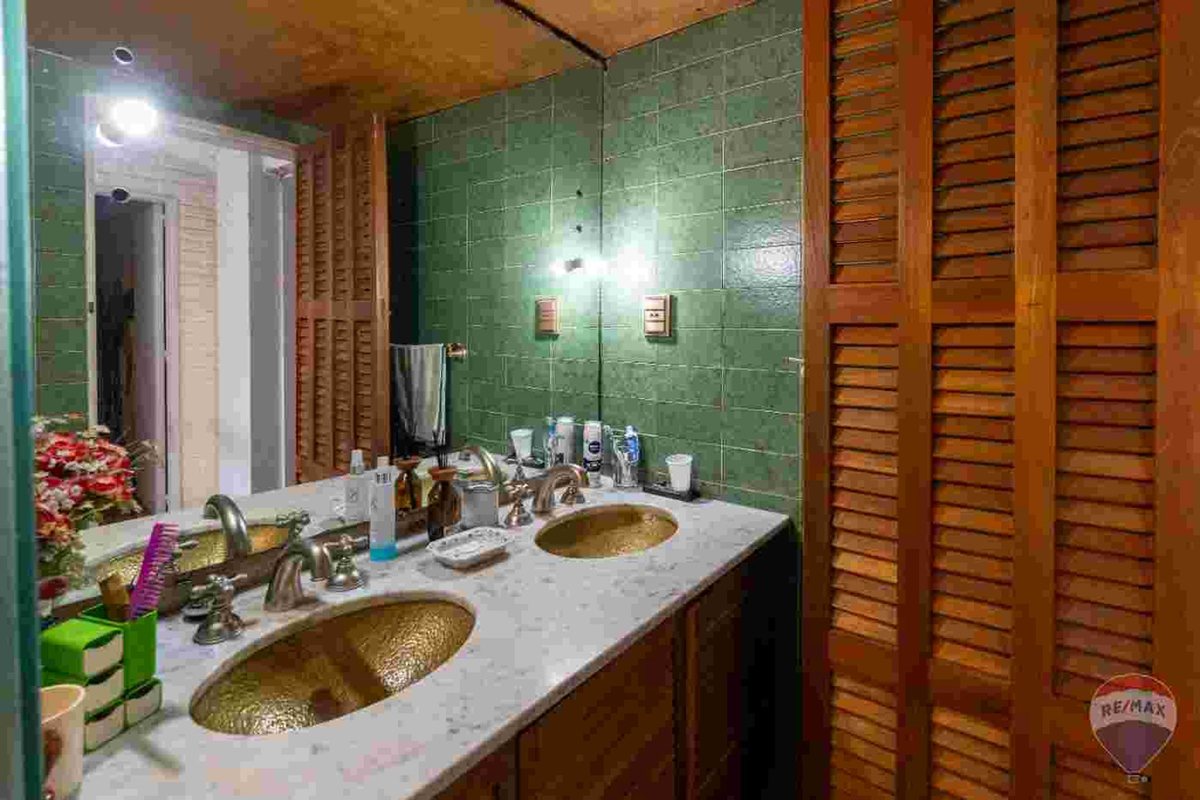 Miniatura 28 — Venta Casa Cerro de las Rosas