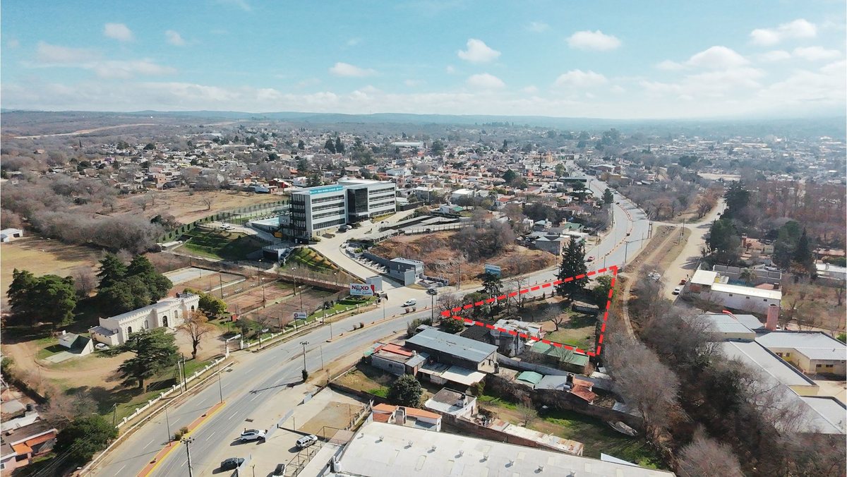 Miniatura 4 — Venta Casa Calle Pública 100 Avenida San Martin 2300