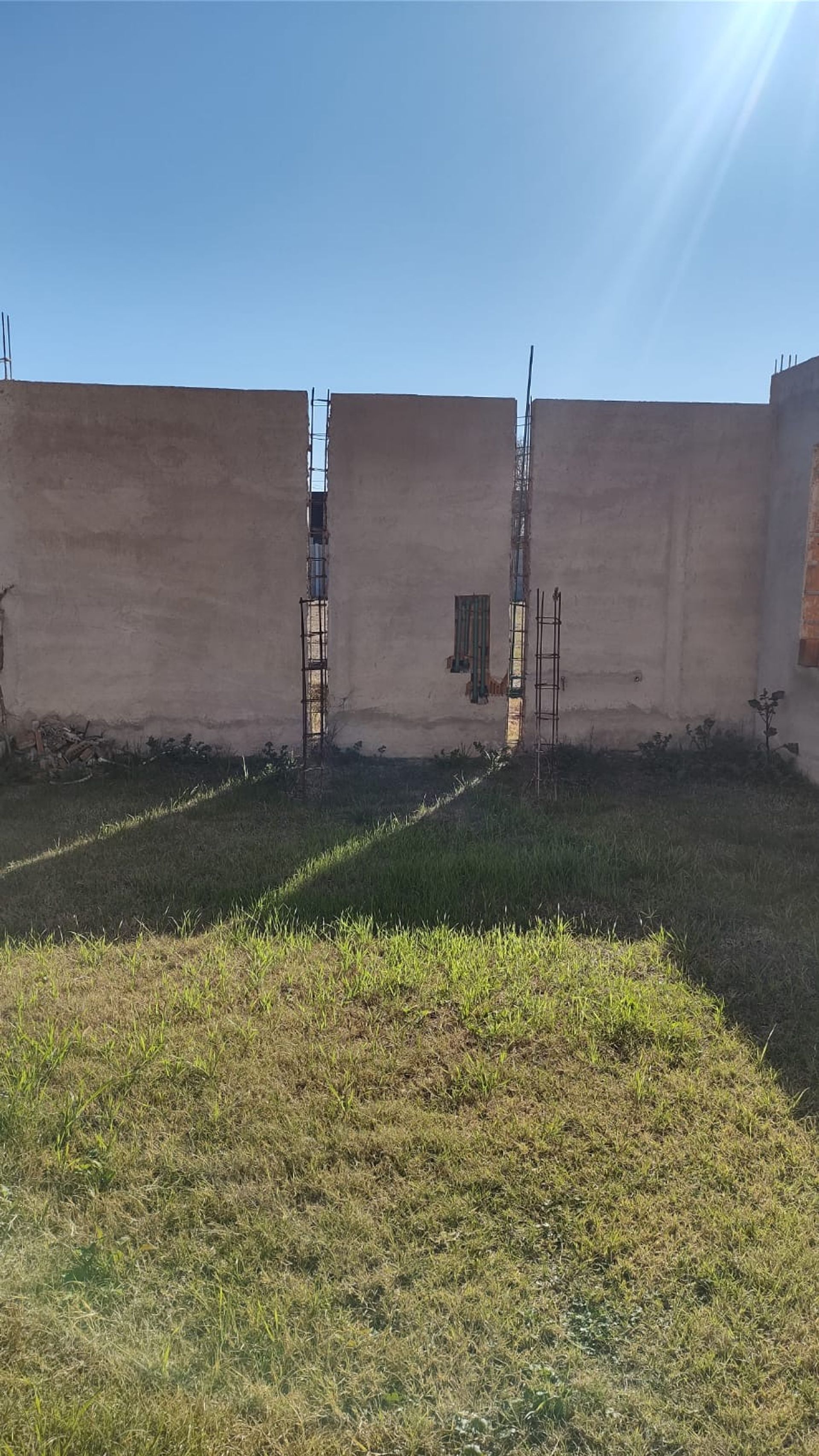 Miniatura 5 — Venta Casa Calle Pública 100 Avdor Silvio Pettirossi 2800