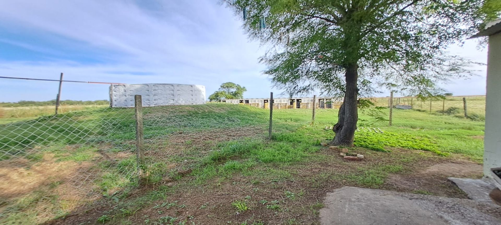 Miniatura 28 — Venta Campo APTO Industrial Ballesteros