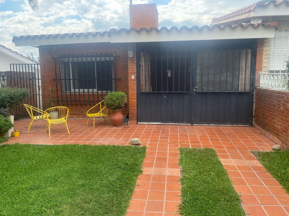 Vista principal de Casa en Barrio Mendoza 0