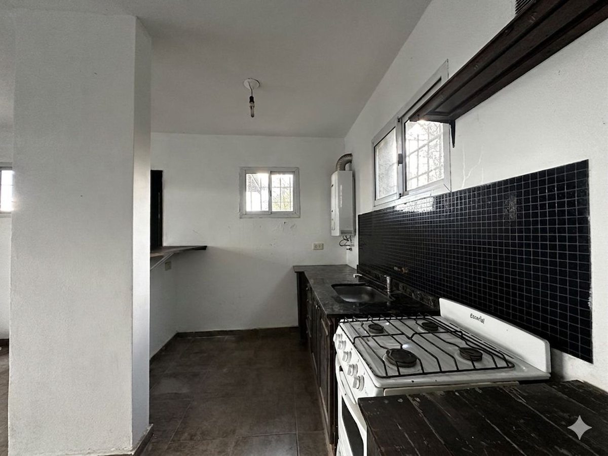 Miniatura 2 — Venta Casa Calle Pública 100 110 0