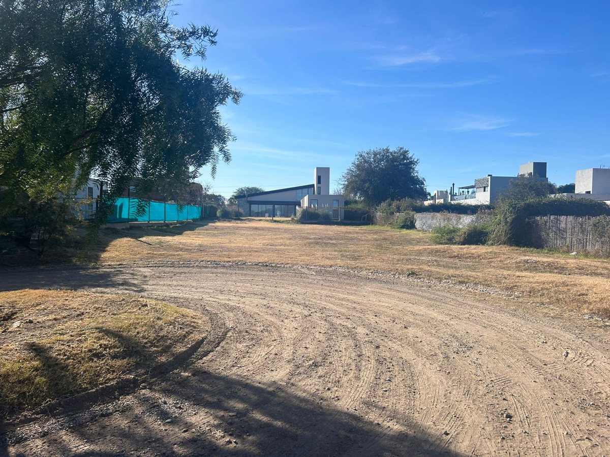 Miniatura 2 — Venta Terreno / Lote Calle Pública 100 Villa Allende