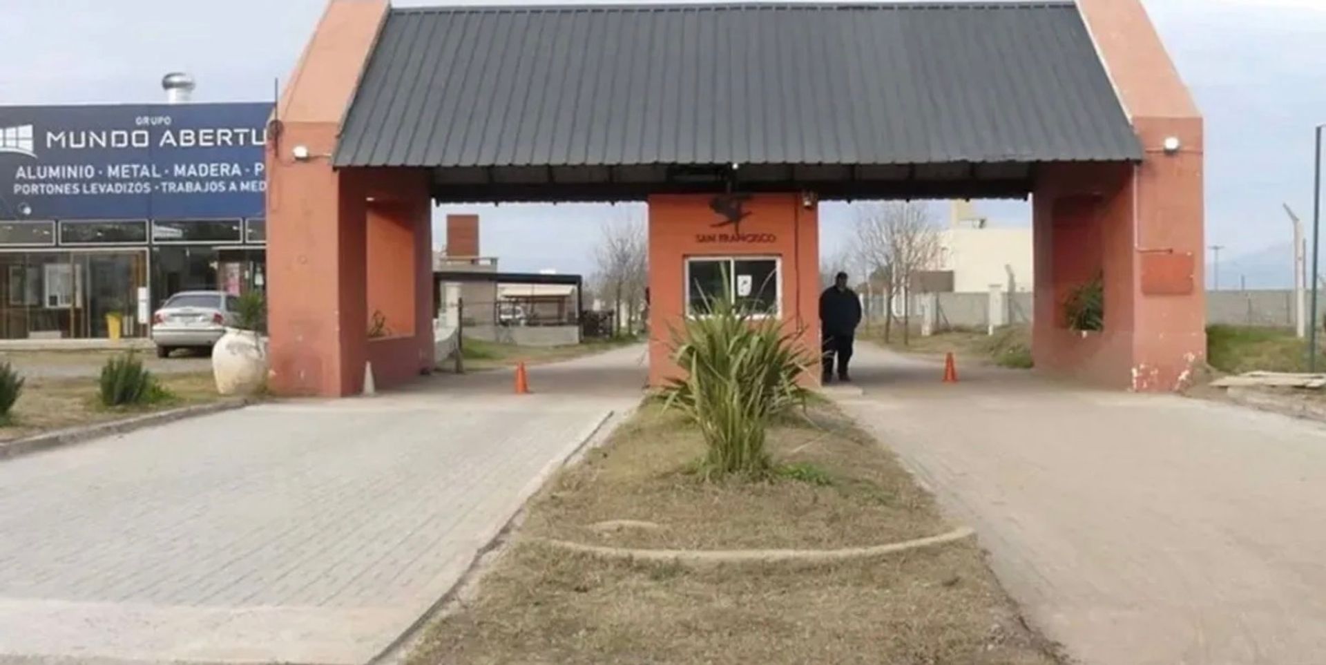 Miniatura 3 — Venta Terreno / Lote Calle Pública 100 Unquillo