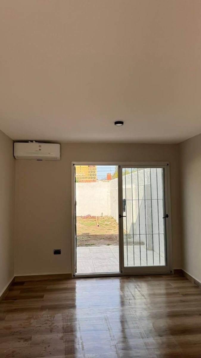 Miniatura 3 — Venta Casa Calle Pública 100 Manuel Galvez 4300