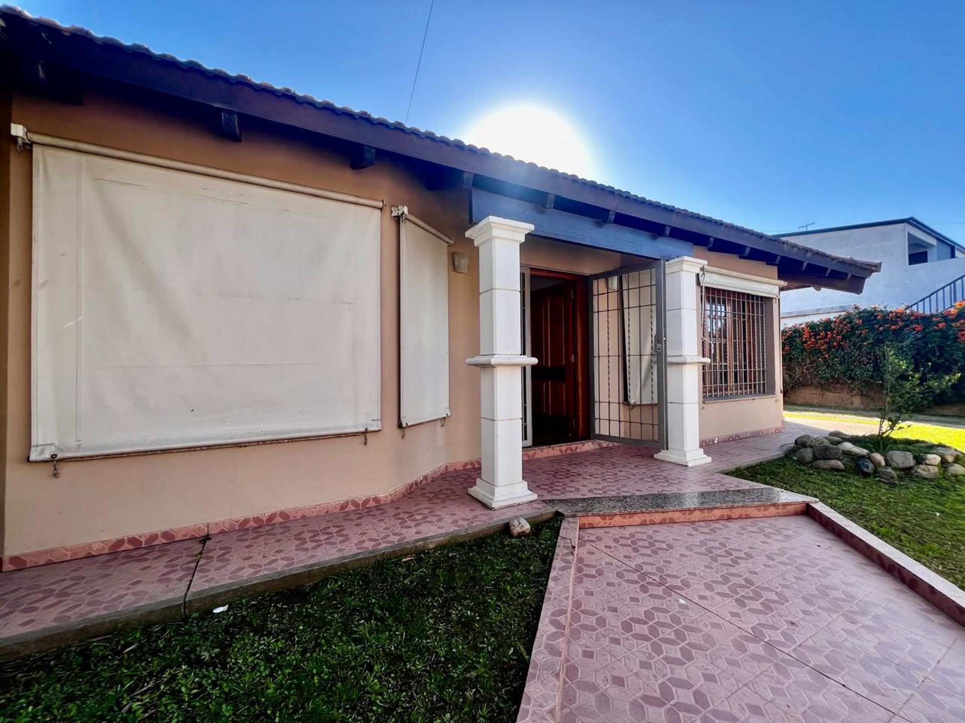 Miniatura 2 — Venta Casa Avenida Arturo Ilia Sur 2100 Avenida Arturo Ilia Sur 2100