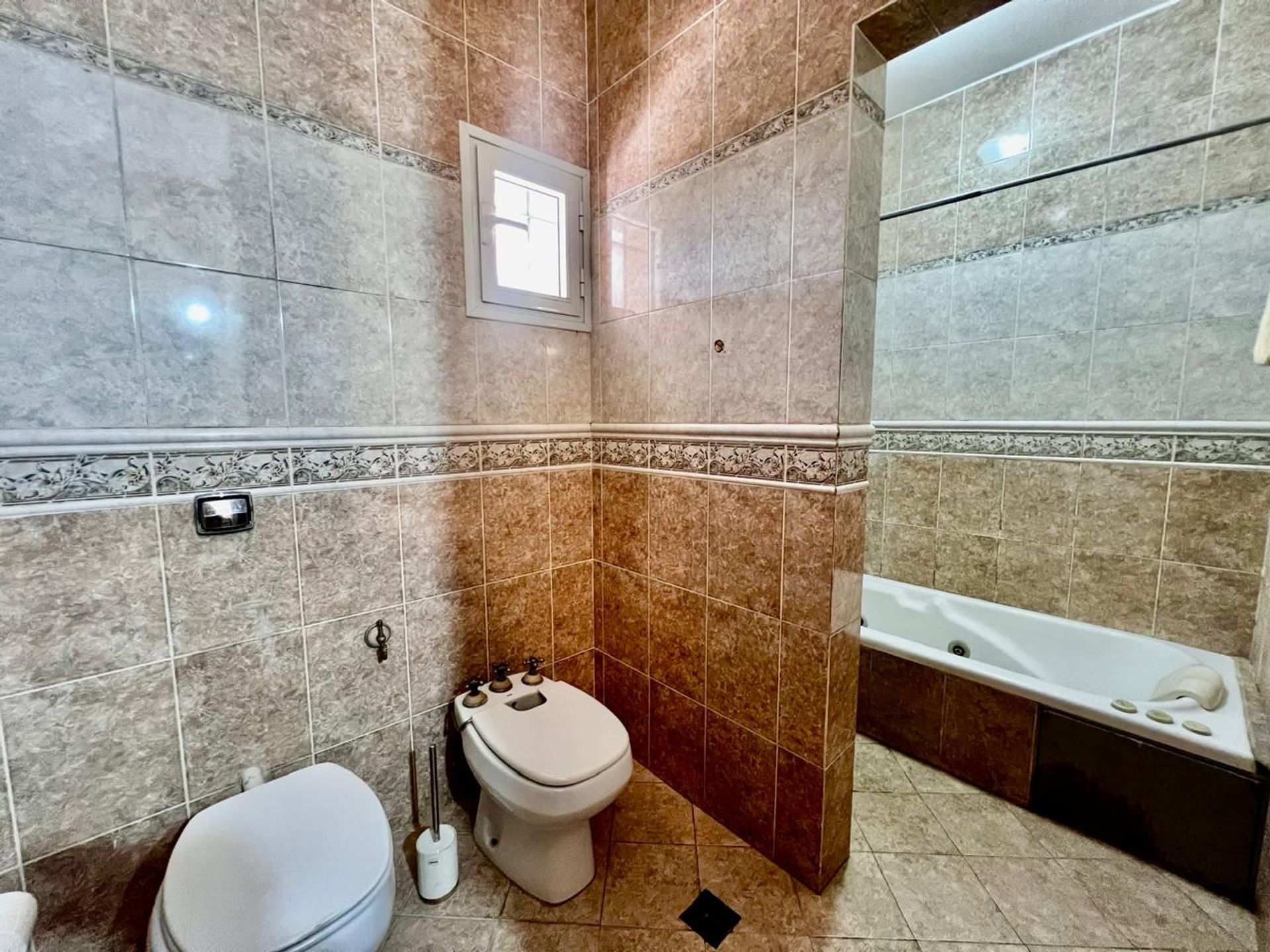 Miniatura 26 — Venta Casa Avenida Arturo Ilia Sur 2100 Avenida Arturo Ilia Sur 2100