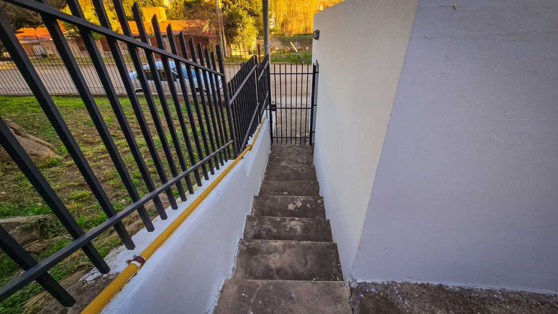 Miniatura 4 — Venta Casa Calle Pública 100 Timbó 300