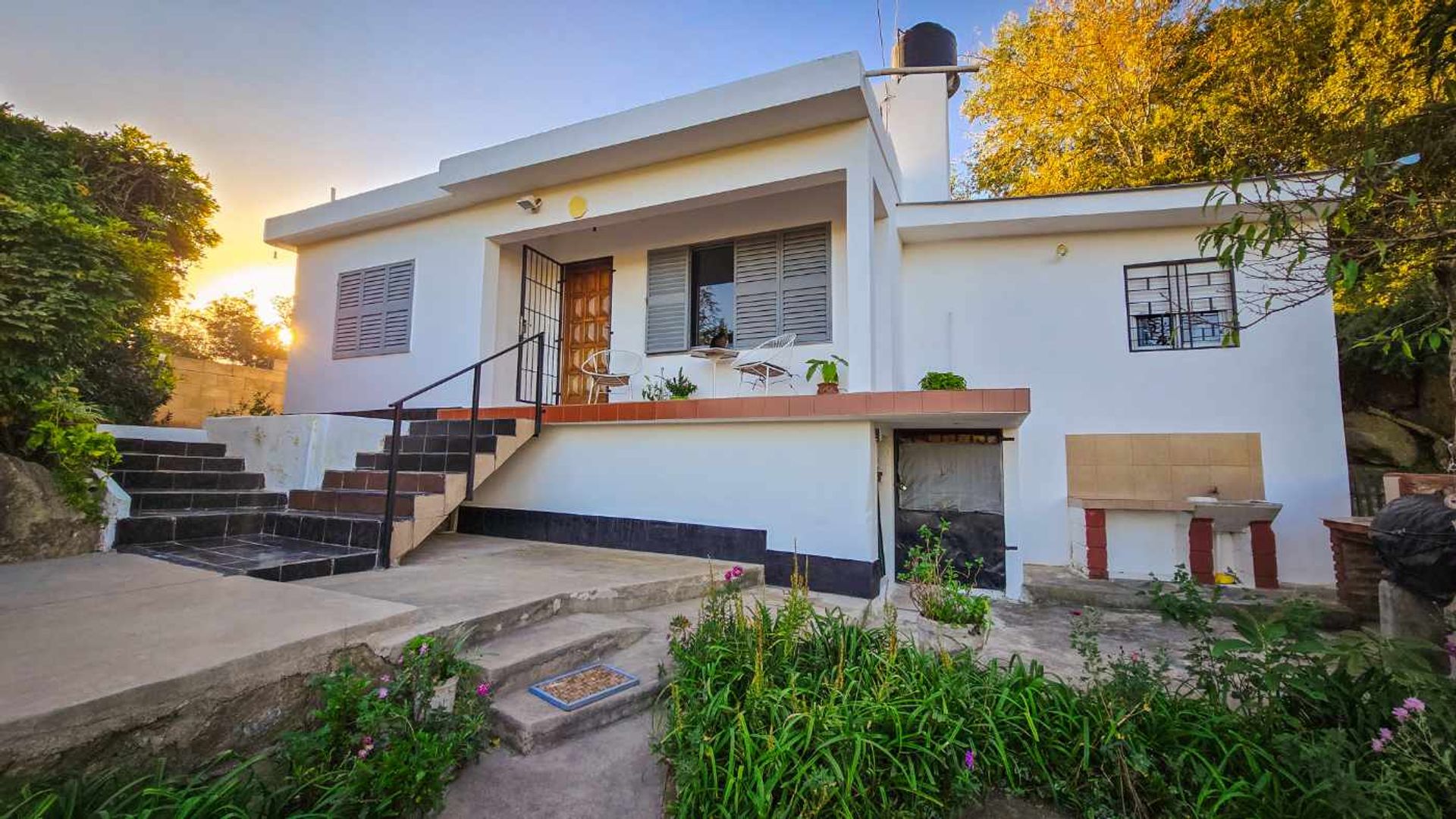 Vista principal de Casa en Barrio Timbó 300