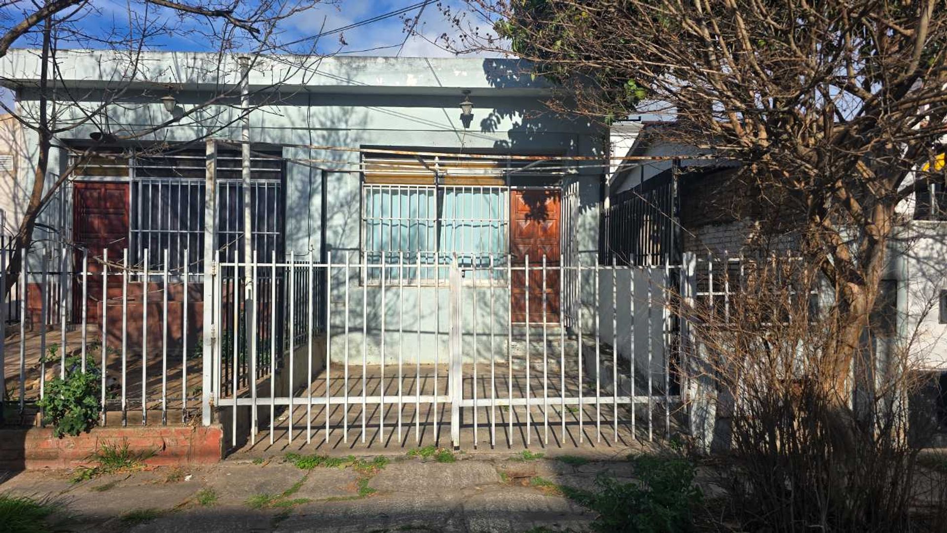 Miniatura 2 — Venta Casa Calle Pública 100 Buenos Aires 1800