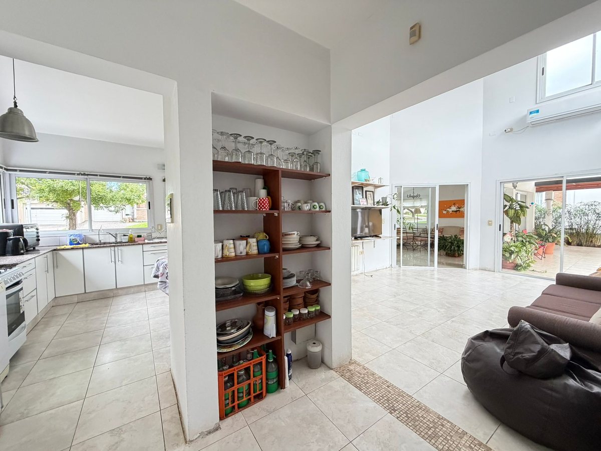 Miniatura 9 — Venta Casa San Isidro