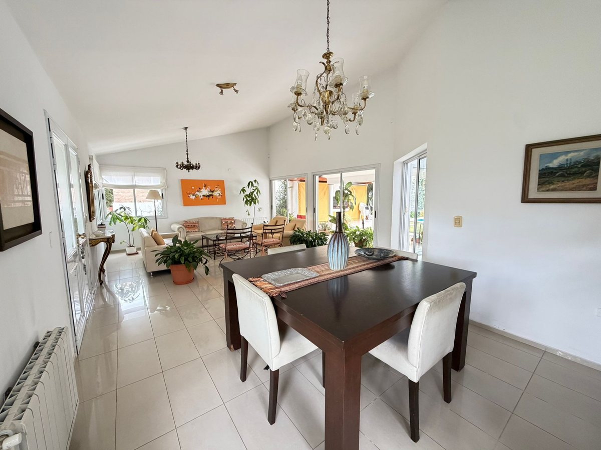 Miniatura 2 — Venta Casa San Isidro