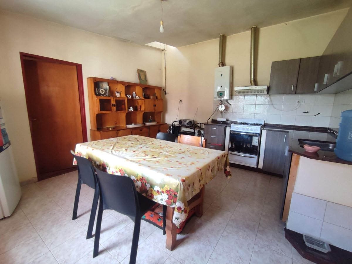 Miniatura 4 — Venta Casa Calle Pública 100 Calle Pública 4 200