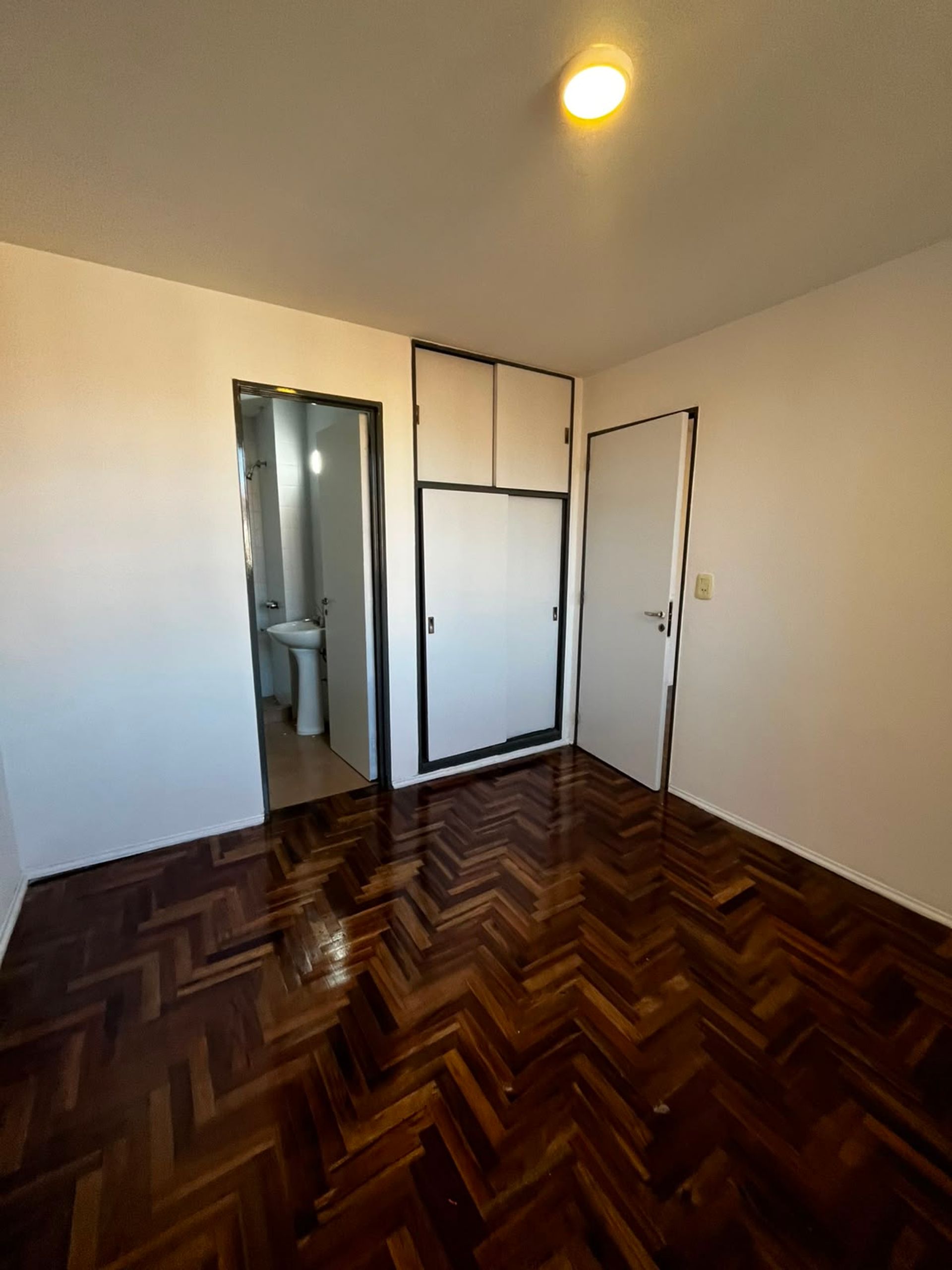 Miniatura 4 — Venta Departamento Calle Pública 100 Crisol 100