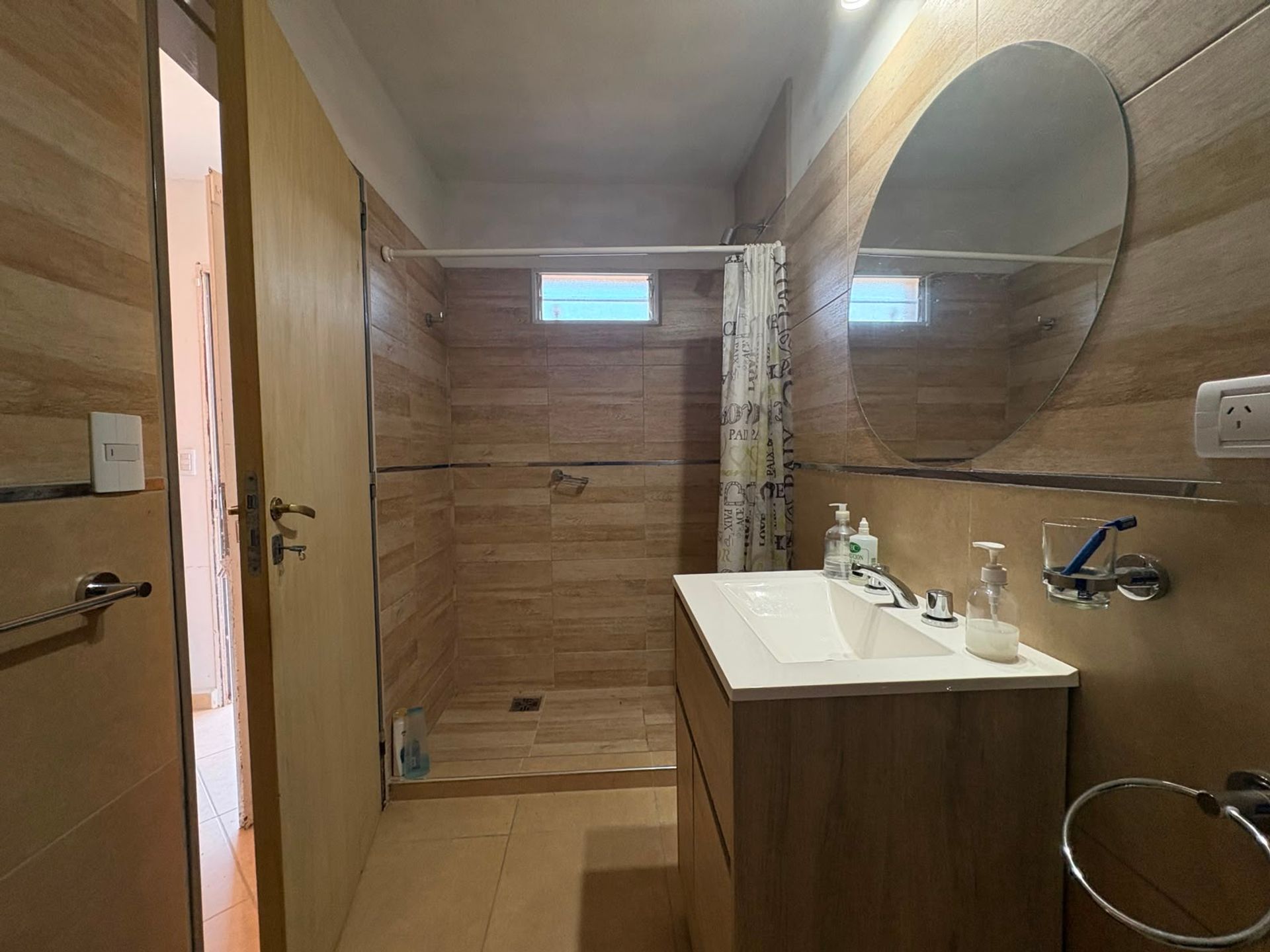 Miniatura 26 — Venta Casa con Escritura Avenida Perito Moreno 2000 Playas de Oro