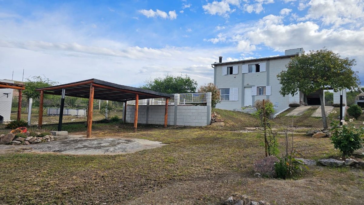 Miniatura 5 — Venta Casa Calle Pública 100 Avenida Bailon Bustos 300