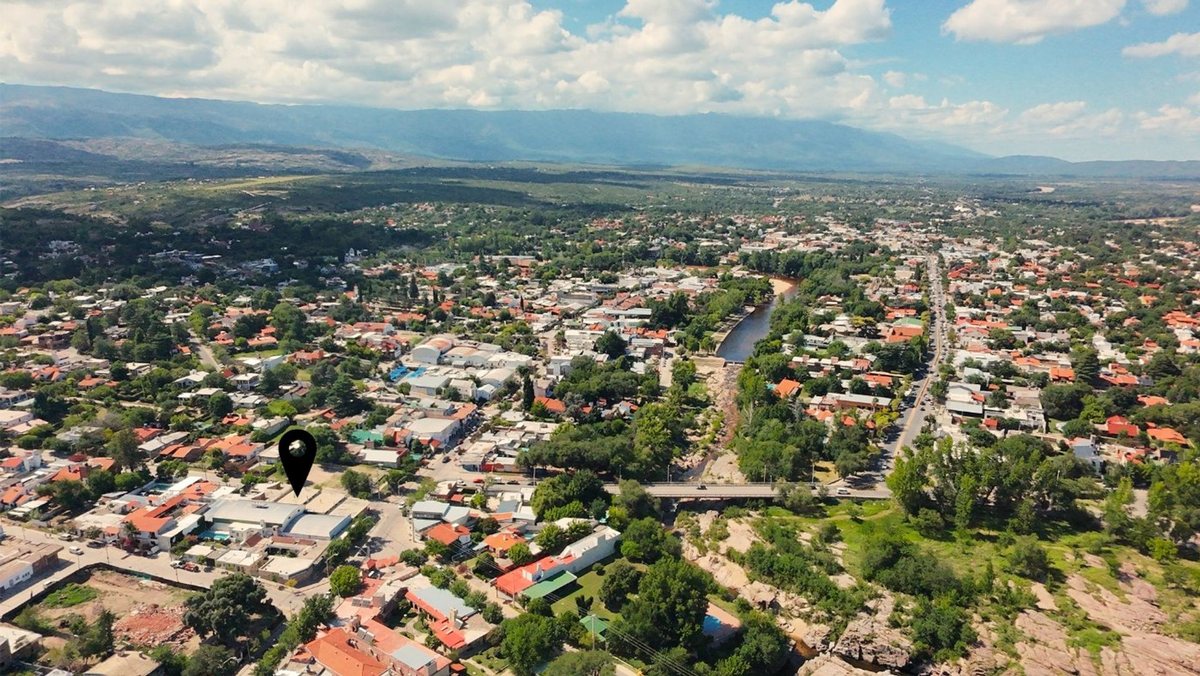 Vista principal de Local Comercial en Barrio Mina Clavero