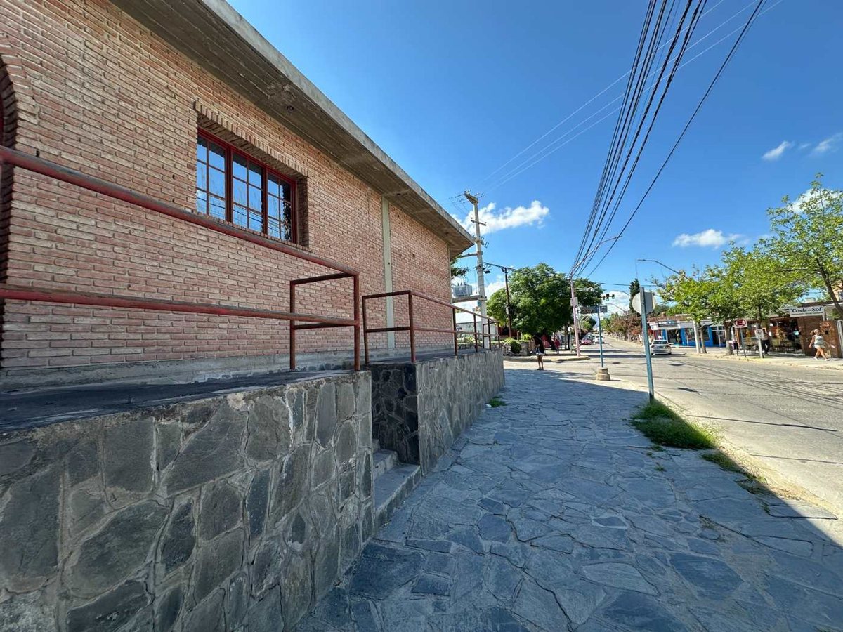 Miniatura 14 — Venta Local Comercial Mina Clavero
