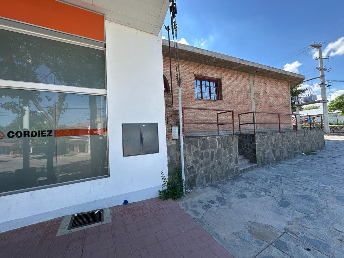 Miniatura 12 — Venta Local Comercial Mina Clavero