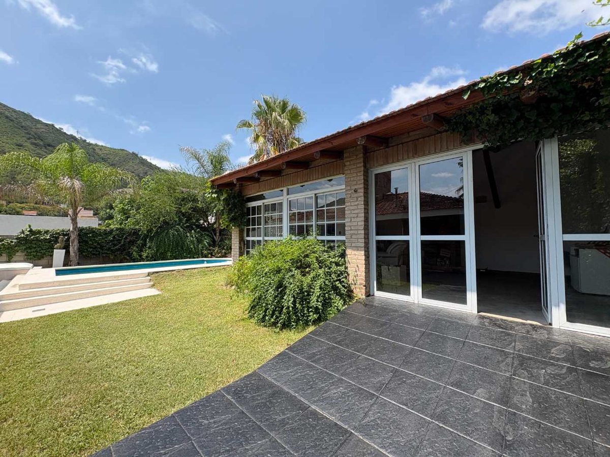 Miniatura 37 — Venta Casa Petorutti 200 Villa Carlos Paz