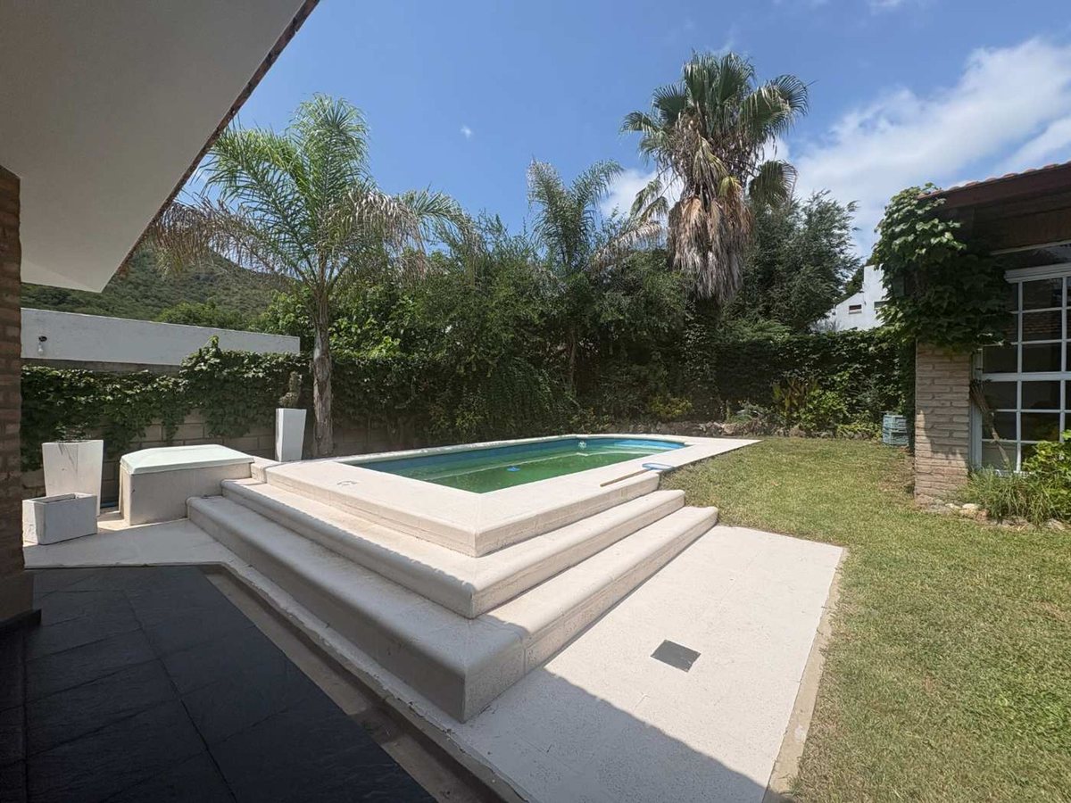 Miniatura 9 — Venta Casa Petorutti 200 Villa Carlos Paz