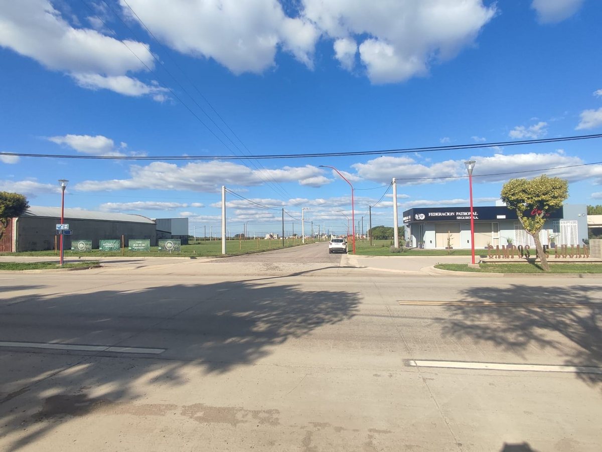Miniatura 4 — Venta Terreno / Lote Calle Pública 100 Colonia Tirolesa