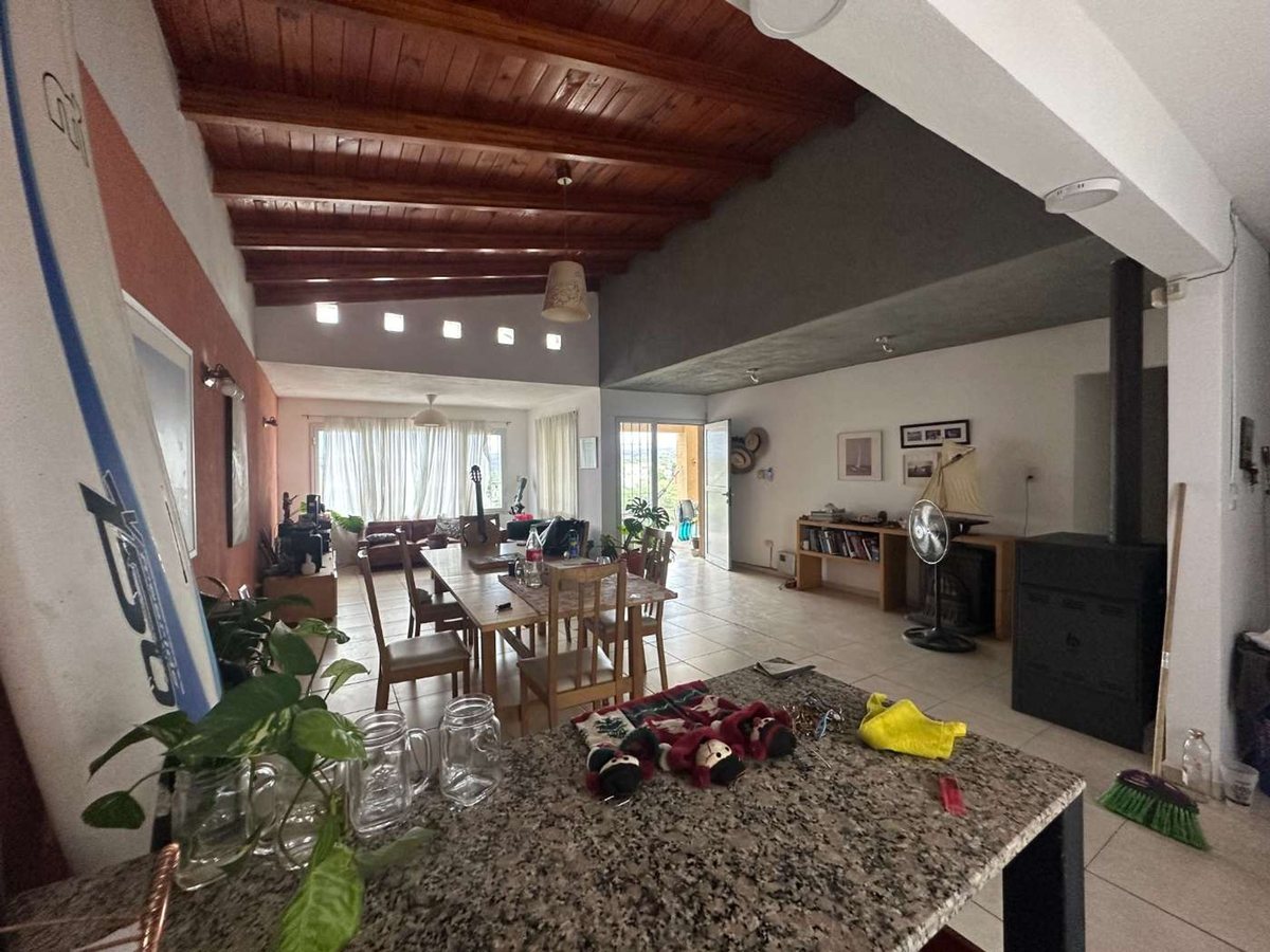 Miniatura 3 — Venta Casa Calle Pública 100 Los Lapachos 200