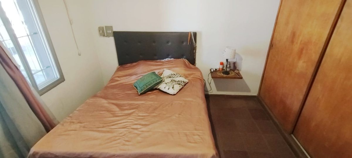 Miniatura 3 — Venta Casa Calle Pública 100 Del Escribano 4100