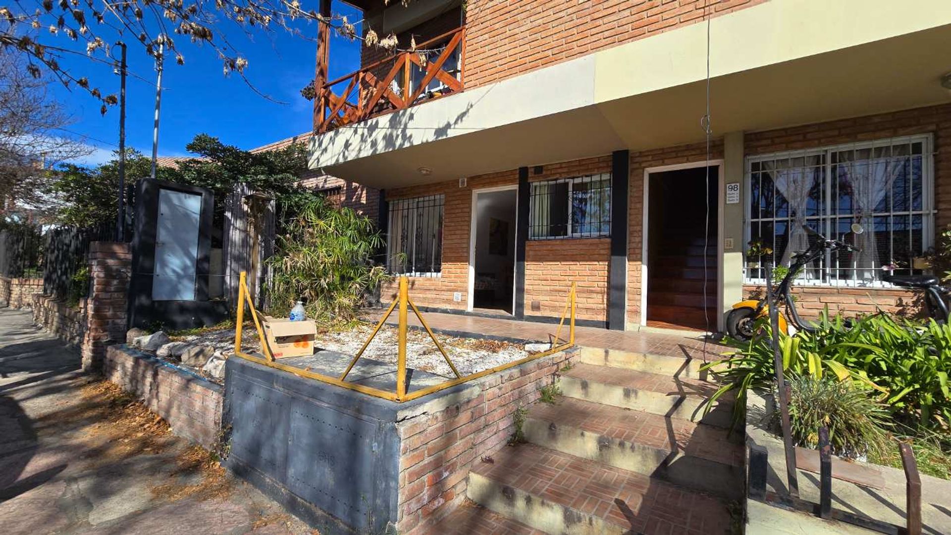Miniatura 2 — Venta Casa Calle Pública 100 13 de Febrero 0