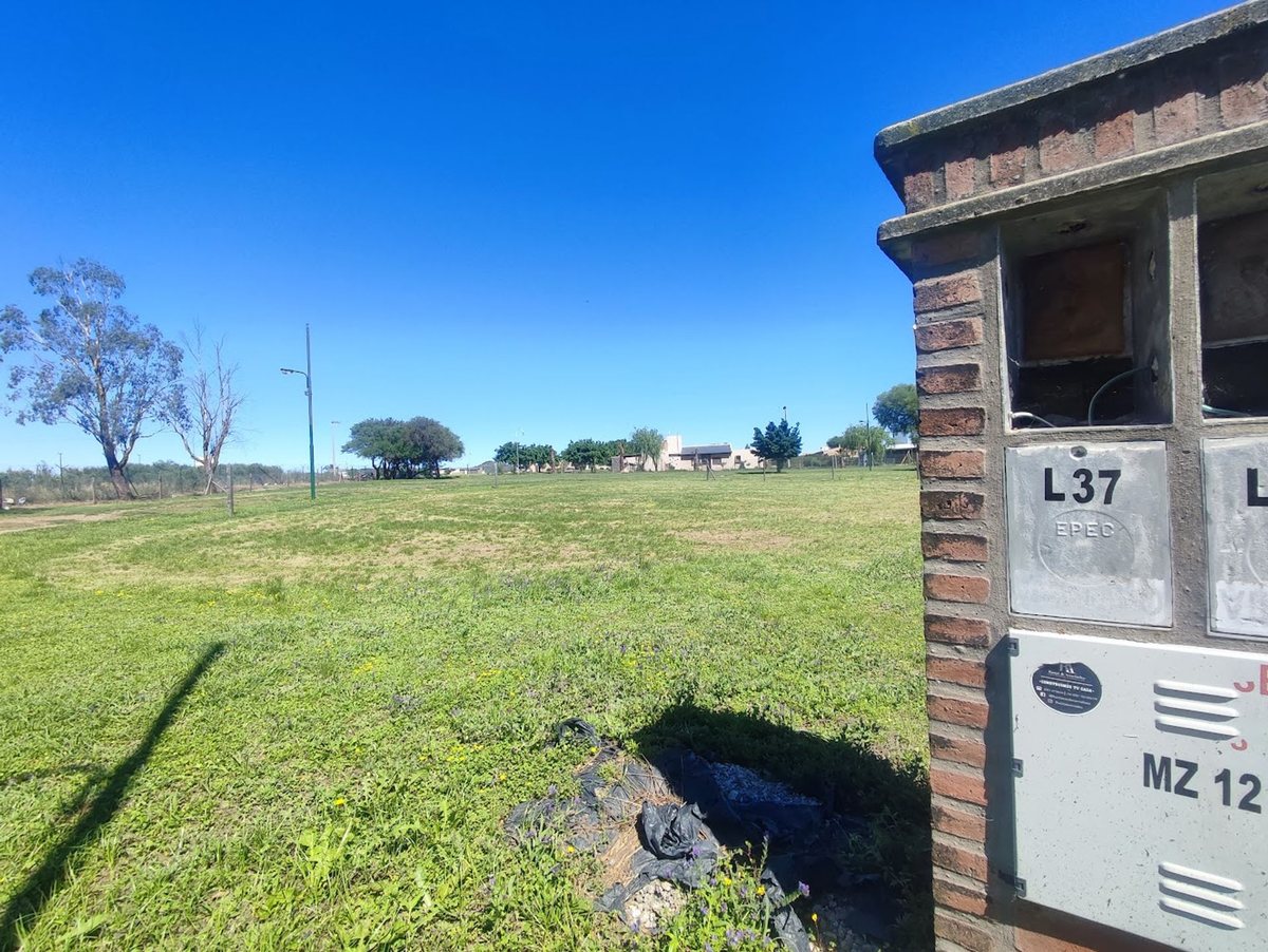 Miniatura 5 — Venta Terreno / Lote Calle Pública 100 Valle del Golf