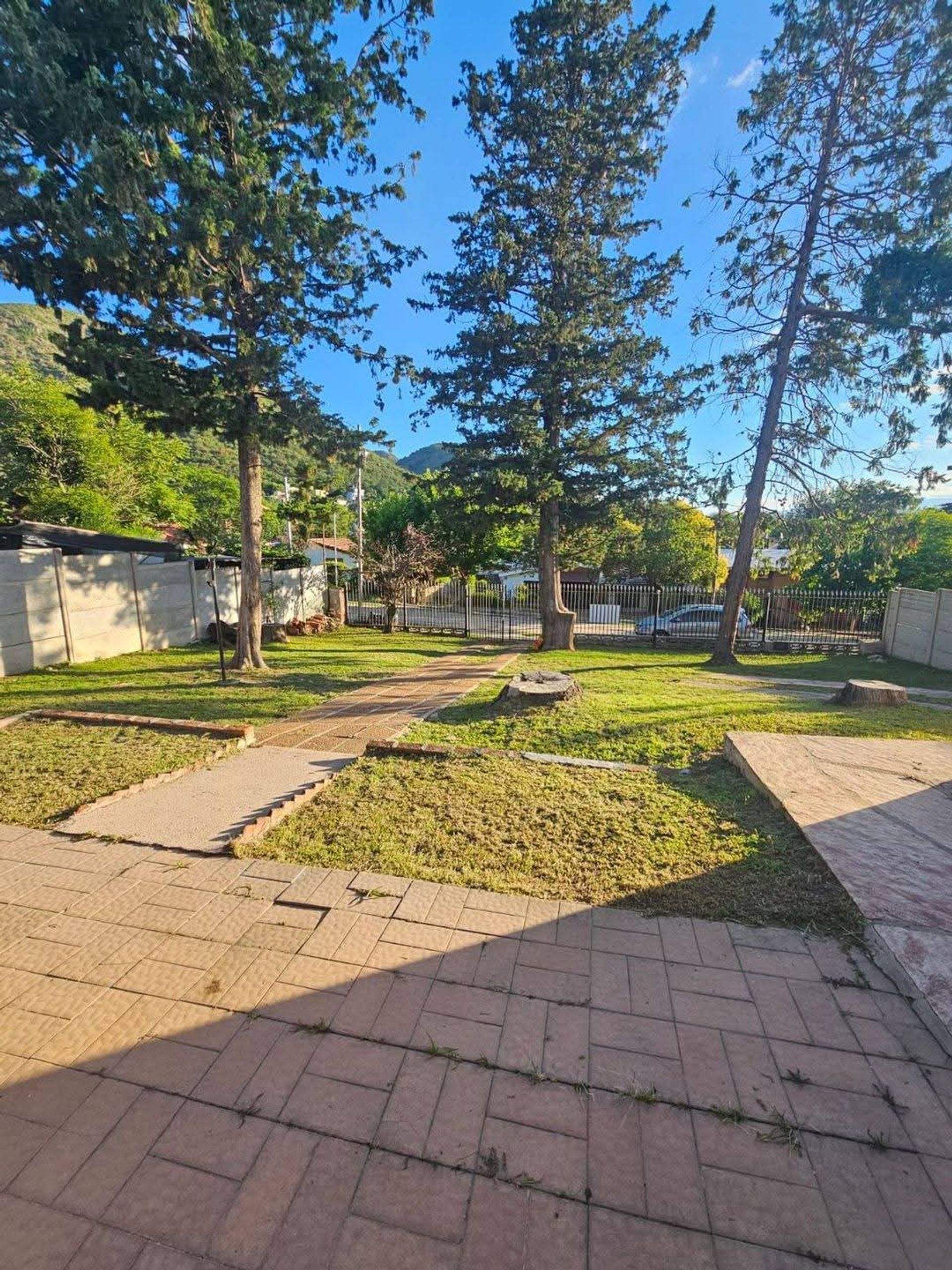 Miniatura 5 — Venta Casa Calle Pública 100 Las Camelias 100